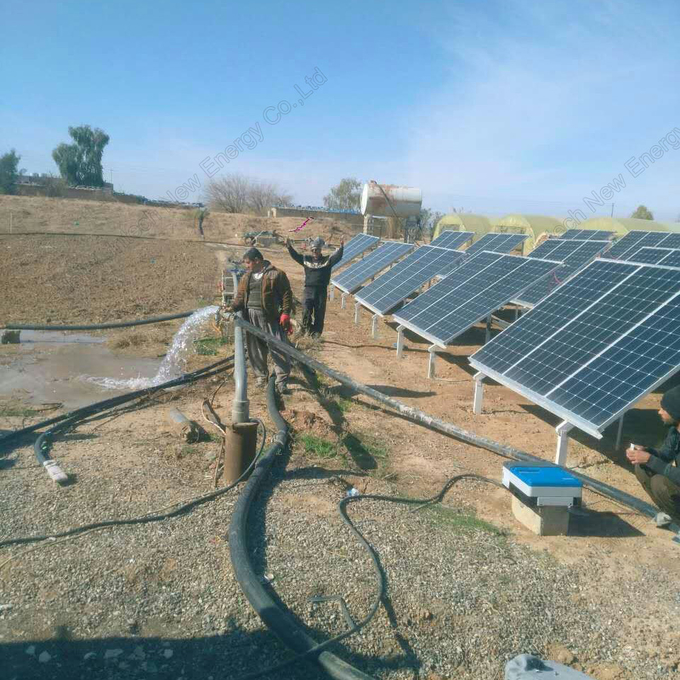 Waterdicht van de het Waterpomp van 15kW Zonne de Irrigatiesysteem met Zonnepompomschakelaar in Irak